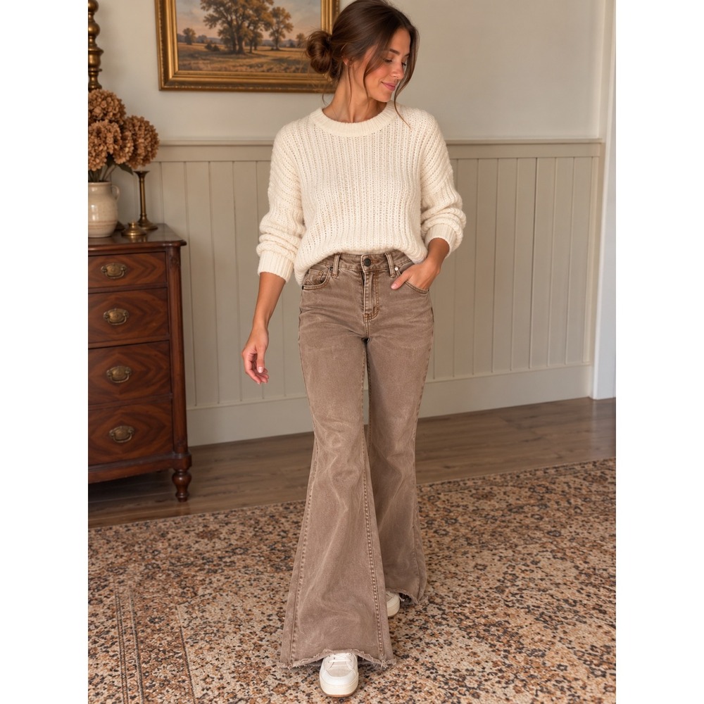 Shyanne Brown Super Flare Jeans – Size 25 Regular